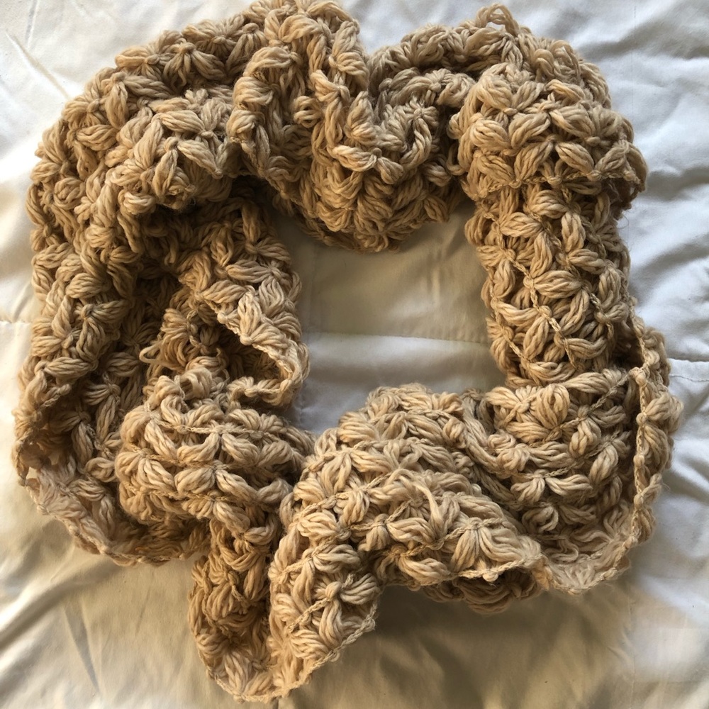 Thick scarf . Infinity scarf.